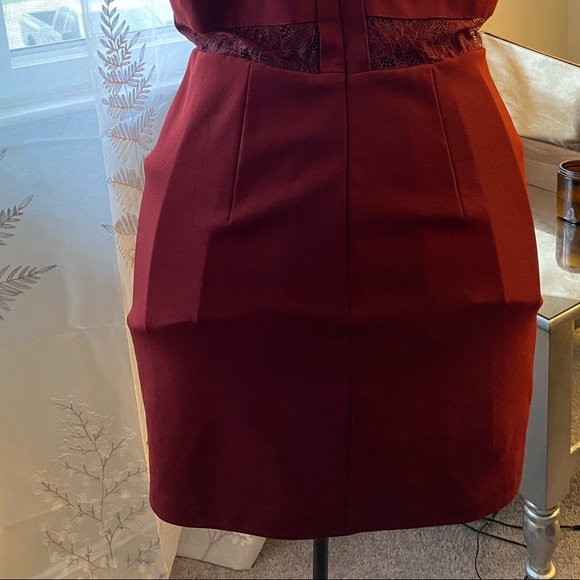 Women’s express burgundy dress size 12 - Picture 5 of 6